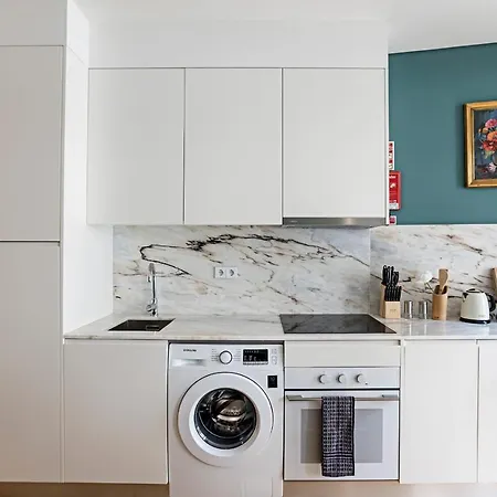 דירה Turquoise Flat W Ac & Balcony By Lovelystay *