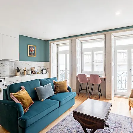 Turquoise Flat W Ac & Balcony By Lovelystay * Oporto