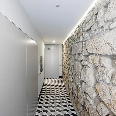 Turquoise Flat W Ac & Balcony By Lovelystay Apartament