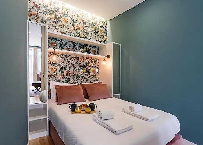 Turquoise Flat W Ac & Balcony By Lovelystay Appartement Porto