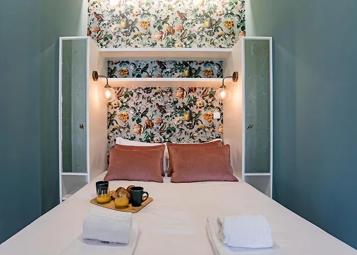 Turquoise Flat W Ac & Balcony By Lovelystay Apartment *