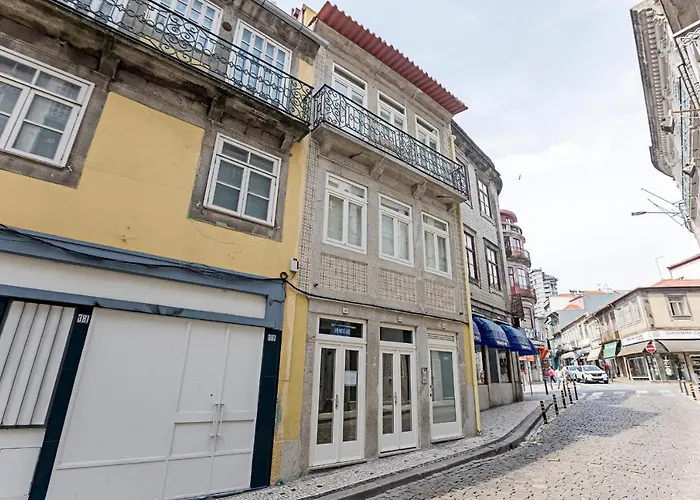 Turquoise Flat W Ac & Balcony By Lovelystay * Porto