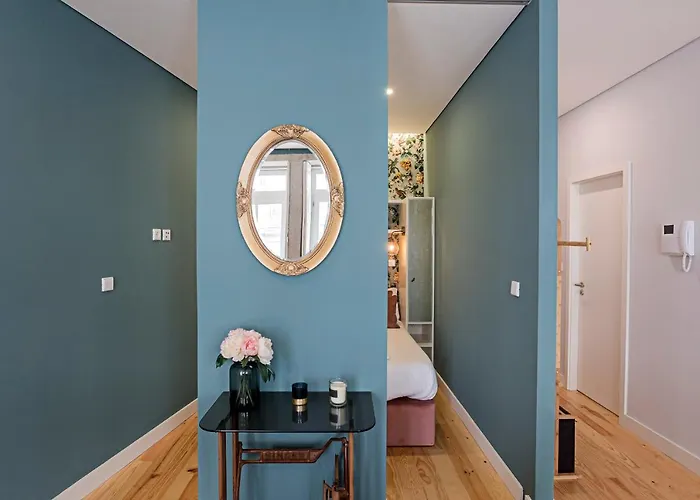 Lägenhet Turquoise Flat W Ac & Balcony By Lovelystay